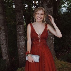 Red prom dress